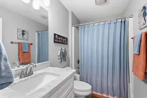 Bath - 1400 Siebenmorgen Rd, Conway, AR 72032 photo 1 of 5