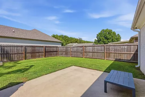 Exterior - 1400 Siebenmorgen Rd, Conway, AR 72032 photo 6 of 11