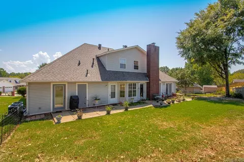 Exterior - 700 Bridgewater Dr, Benton, AR 72019 photo 8 of 10