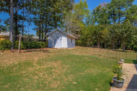 Exterior - 700 Bridgewater Dr, Benton, AR 72019 photo 9 of 10