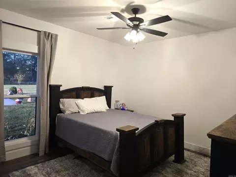 Bedroom - 39 Republican Loop, Greenbrier, AR 72058 photo 4 of 7