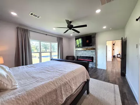 Bedroom - 39 Republican Loop, Greenbrier, AR 72058 photo 1 of 7