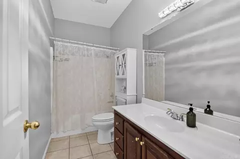 Bath - 2212 Defoe Cir, Bryant, AR 72022 photo 4 of 4