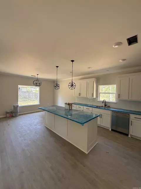 Kitchen - 531 Madeleine Cir, Austin, AR 72007 photo 1 of 2