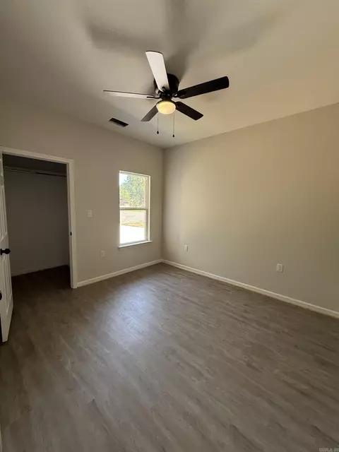 Bedroom - 531 Madeleine Cir, Austin, AR 72007 photo 1 of 4