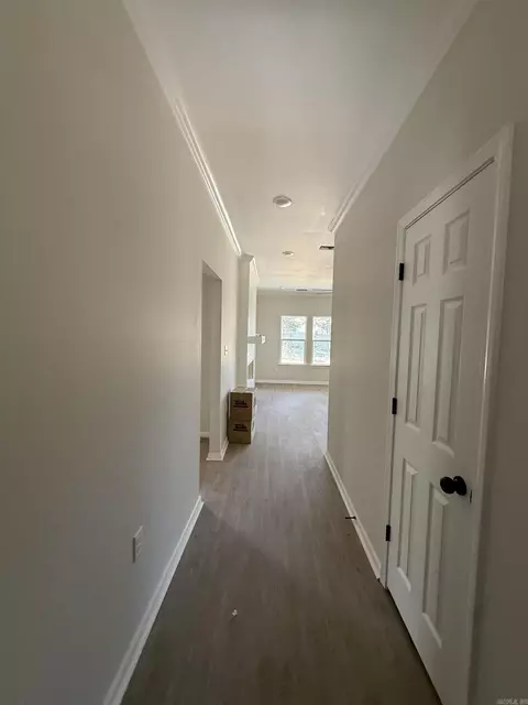 Entry Way - 531 Madeleine Cir, Austin, AR 72007 photo 2 of 3
