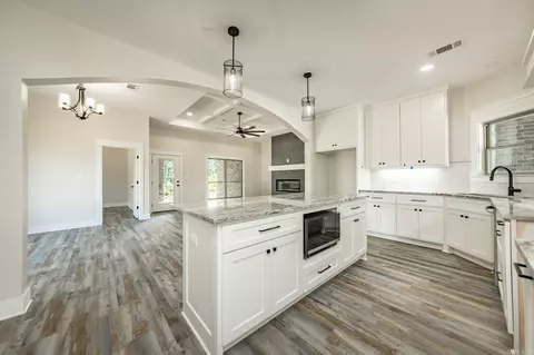 Kitchen - 100 Michael Dr, Beebe, AR 72012 photo 3 of 3
