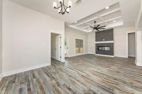 Living - 100 Michael Dr, Beebe, AR 72012 photo 5 of 5