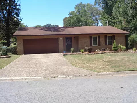26 Loblolly Dr, Little Rock, AR 72204