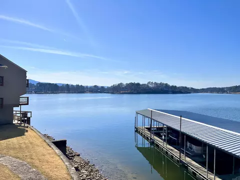 200 Pretti Pt #F-2, Hot Springs, AR 71913
