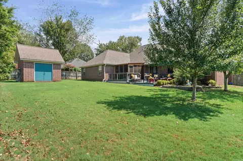 Exterior - 5110 Wall St, Benton, AR 72015 photo 6 of 6
