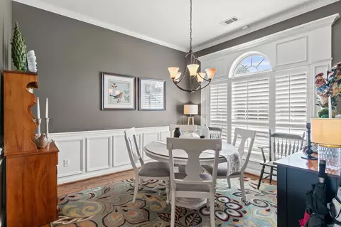 Dining - 5110 Wall St, Benton, AR 72015 photo 2 of 2