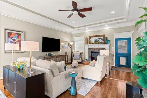 Entry Way - 5110 Wall St, Benton, AR 72015 photo 1 of 1