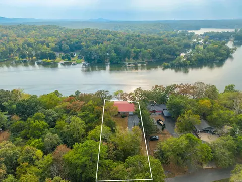 310 Vanadium Cir, Hot Springs, AR 71913