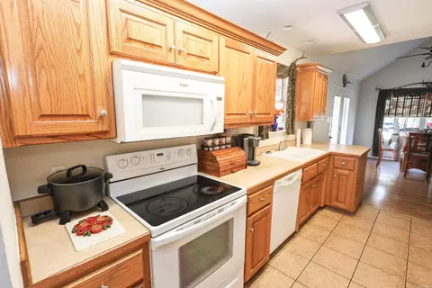Kitchen - 125 Clinton Loop, Donaldson, AR 71941 photo 1 of 1