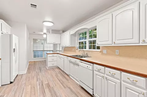 Kitchen - 985 Bailey Rd, Austin, AR 72007 photo 1 of 1