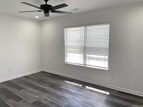 Living - 102 Wildflower Dr, Beebe, AR 72012 photo 3 of 3