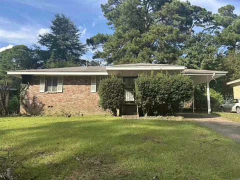 10 Barbara Cir, Little Rock, AR 72204