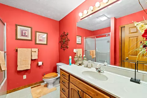 Bath - 5948 Push Mountain Rd, Norfork, AR 72658 photo 1 of 1
