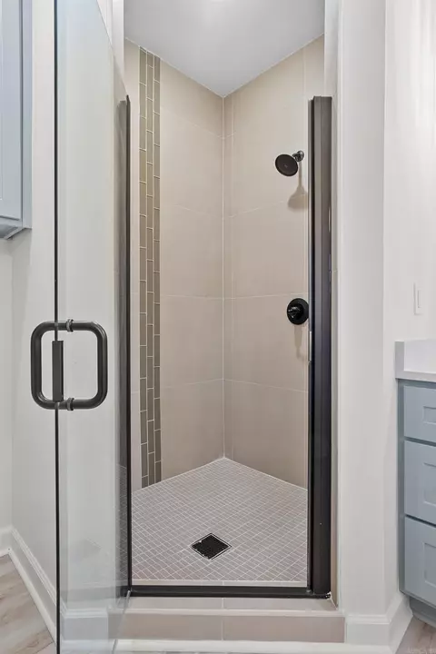 Bath - 516 Madeleine Cir, Austin, AR 72007 photo 6 of 9