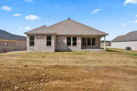 Exterior - 524 Madeleine Cir, Austin, AR 72007 photo 2 of 4