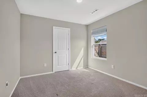Bedroom - 117 James Dr, Beebe, AR 72012 photo 6 of 8