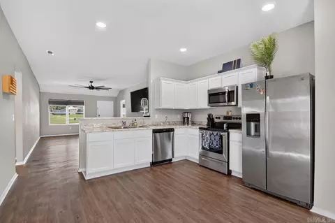 Kitchen - 117 James Dr, Beebe, AR 72012 photo 2 of 3