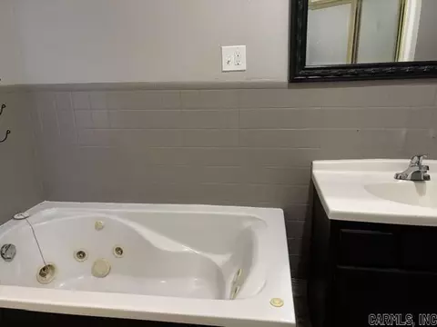 Bath - 100 E 13th St, Smackover, AR 71762 photo 5 of 8