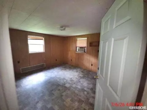 Bedroom - 31396 Hwy 84, Malvern, AR 72104 photo 2 of 2