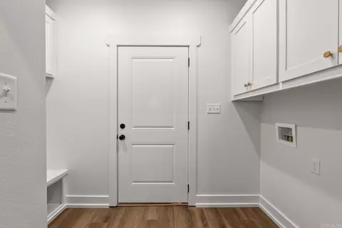 Entry Way - 218 Michelle Dr, Beebe, AR 72012 photo 4 of 6