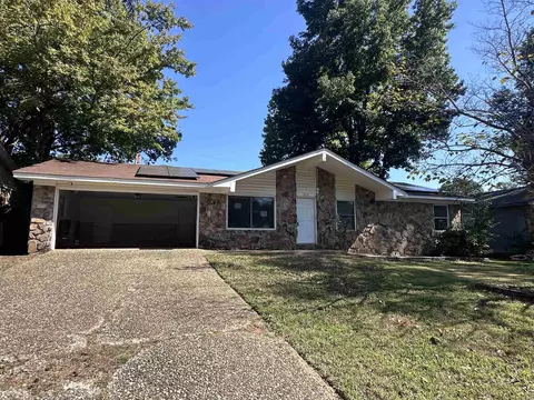 1012 Barbara, Jacksonville, AR 72076
