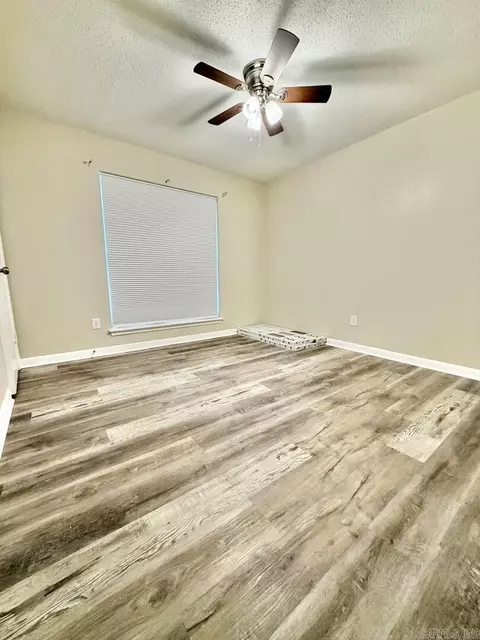 Bedroom - 7124 Camden Cutoff Rd, Pine Bluff, AR 71603 photo 2 of 2
