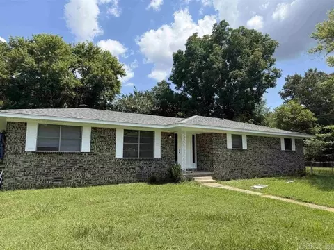 20 Forest Oaks St, Sherwood, AR 72120