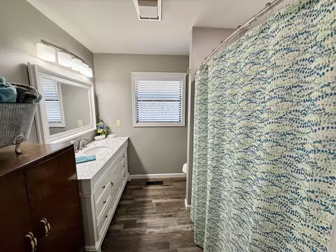 Bath - 269 Valhalla, Edgemont, AR 72044 photo 2 of 2