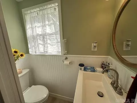 Bath - 502 S Main St, Beebe, AR 72012 photo 5 of 5