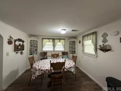 Dining - 502 S Main St, Beebe, AR 72012 photo 2 of 2