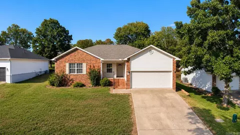 72 Cinnamon Dr, Sherwood, AR 72120