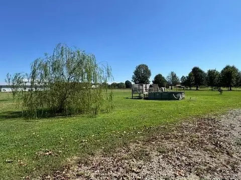 Exterior - 366 Jaybird Ln, Searcy, AR 72143 photo 1 of 3