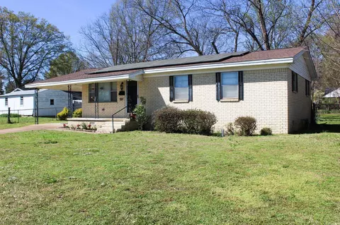 Exterior - 807 S S Spg, Searcy, AR 72143 photo 2 of 7