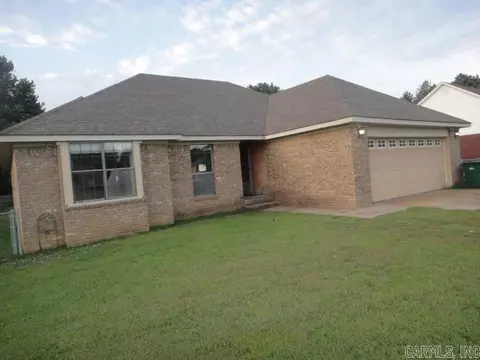 1804 Peachwood Cv, Beebe, AR 72012