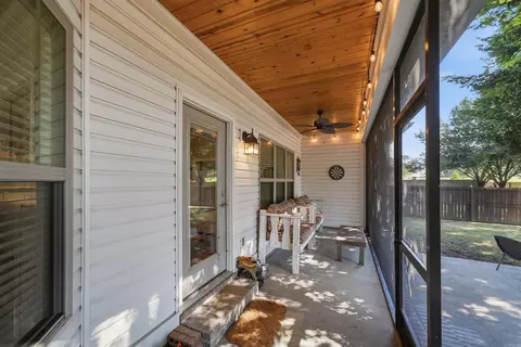 Exterior - 1213 Bent Tree Ln, Searcy, AR 72143 photo 7 of 11