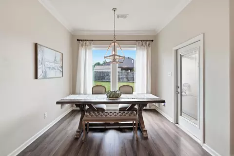 Dining - 5709 Red Leaf Dr, Benton, AR 72019 photo 1 of 3