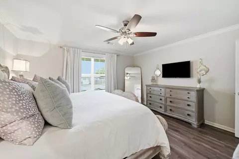 Bedroom - 5709 Red Leaf Dr, Benton, AR 72019 photo 8 of 9