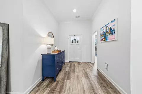 Entry Way - 921 Villa Vista Loop, Cabot, AR 72023 photo 1 of 6