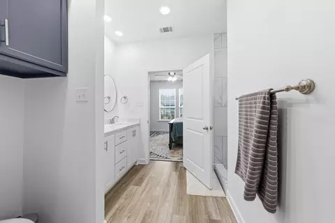 Entry Way - 921 Villa Vista Loop, Cabot, AR 72023 photo 6 of 6