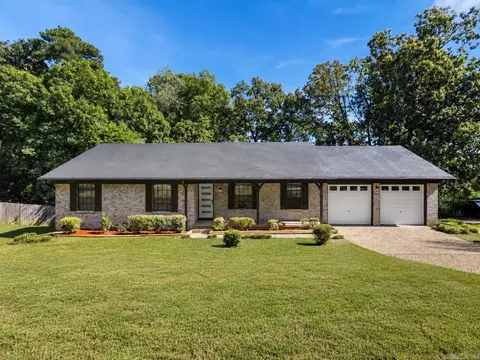 13315 Pompano Dr, Little Rock, AR 72211