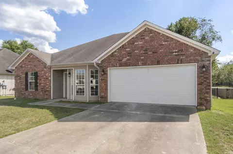 Exterior - 315 Lamplighter Dr, Haskell, AR 72015 photo 4 of 11