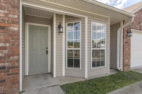 Exterior - 315 Lamplighter Dr, Haskell, AR 72015 photo 6 of 11