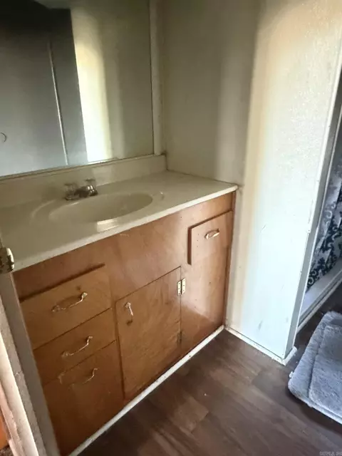 Bath - 714 Clay 256, Corning, AR 72422 photo 4 of 6