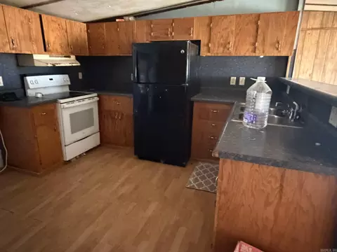 Kitchen - 714 Clay 256, Corning, AR 72422 photo 2 of 5